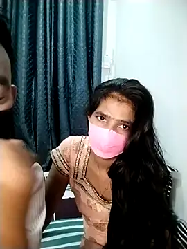 Snapshot of Aarzoo_Arman chatting on 10.05.25 Aarzoo Arman online show from 10.05.25