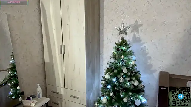 RinaModel online show from 11.30.25