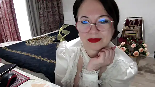 Snapshot of Arisa5000 chatting on 05.05.26 Arisa5000 online show from 05.05.26