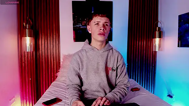 Snapshot of JackFrosst chatting on 11.15.25 JackFrosst online show from 11.15.25