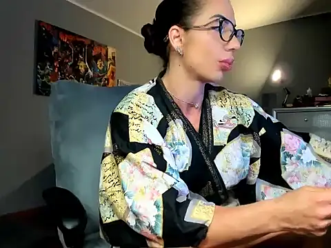 Alesyamuscledollxh online show from 02.02.26