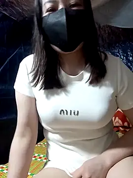 Snapshot of Meo2k1 chatting on 11.05.25 Meo2k1 online show from 11.05.25