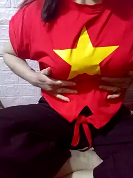 Snapshot of Meo2k1 chatting on 11.22.25 Meo2k1 online show from 11.22.25