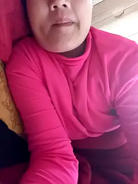 Snapshot of Meo2k1 chatting on 11.29.25 Meo2k1 online show from 11.29.25