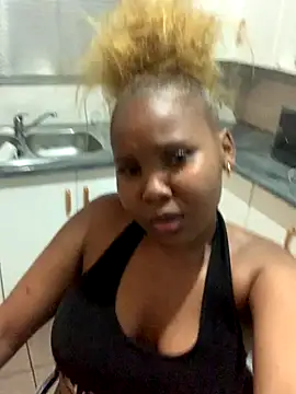 Snapshot of Scarlettxx21 chatting on 11.22.25 Scarlettxx21 online show from 11.22.25