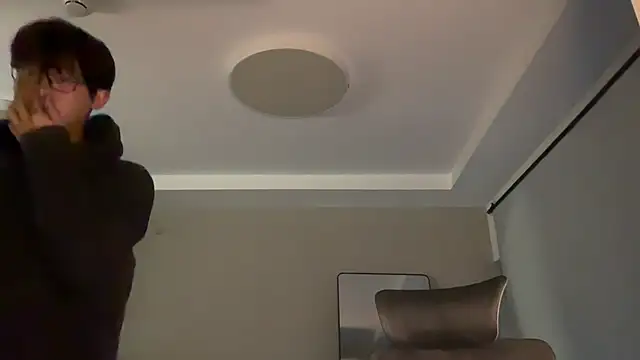 Snapshot of iambennet chatting on 12.14.25 iambennet online show from 12.14.25