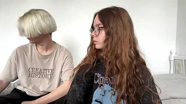 Snapshot of EhtelBiondi chatting on 02.18.26 EhtelBiondi online show from 02.18.26