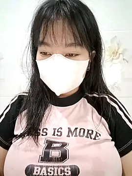 Snapshot of Xuka203 chatting on 10.06.25 Xuka203 online show from 10.06.25