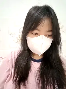 Snapshot of Xuka203 chatting on 11.05.25 Xuka203 online show from 11.05.25