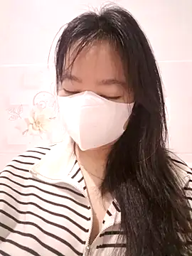 Snapshot of Xuka203 chatting on 11.06.25 Xuka203 online show from 11.06.25