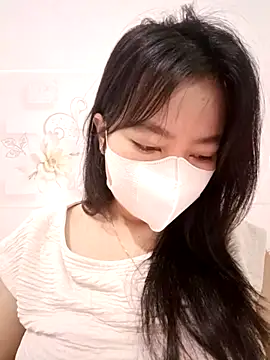 Snapshot of Xuka203 chatting on 11.10.25 Xuka203 online show from 11.10.25