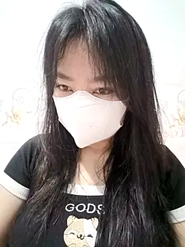 Snapshot of Xuka203 chatting on 11.11.25 Xuka203 online show from 11.11.25