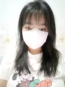 Snapshot of Xuka203 chatting on 11.27.25 Xuka203 online show from 11.27.25