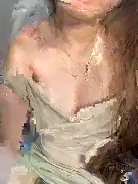 Snapshot of Beyeuuu chatting on 12.20.25 Beyeuuu online show from 12.20.25