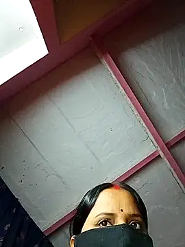 Snapshot of Cr_sonam chatting on 12.18.25 Cr sonam online show from 12.18.25