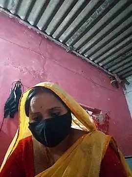 Snapshot of Cr_sonam chatting on 12.18.25 Cr sonam online show from 12.18.25