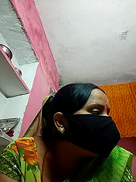 Snapshot of Cr_sonam chatting on 03.05.26 Cr sonam online show from 03.05.26