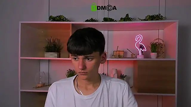 Snapshot of rico_steel chatting on 10.18.25 rico steel online show from 10.18.25