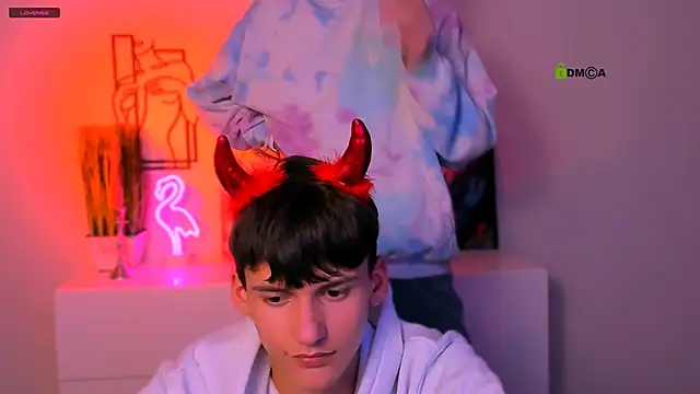 Snapshot of rico_steel chatting on 11.12.25 rico steel online show from 11.12.25