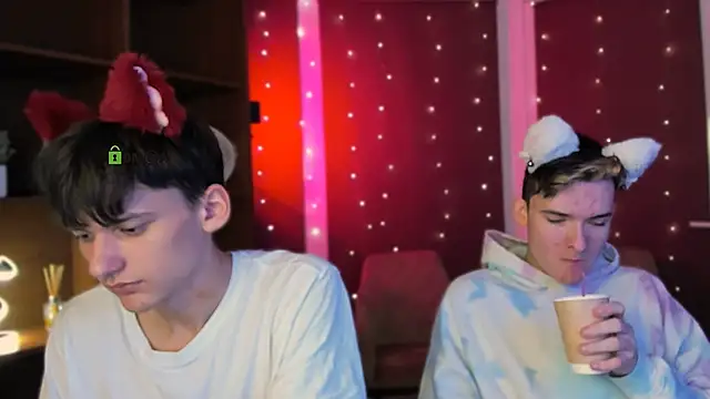 Snapshot of rico_steel chatting on 11.15.25 rico steel online show from 11.15.25