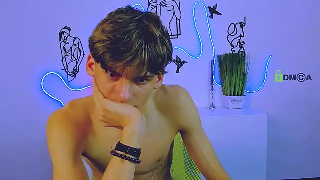 Snapshot of rico_steel chatting on 02.04.26 rico steel online show from 02.04.26