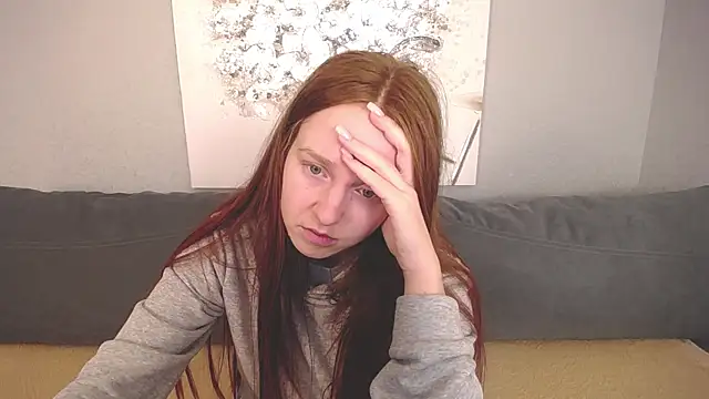 Snapshot of Evarey_ chatting on 10.11.25 Evarey online show from 10.11.25