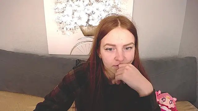 Snapshot of Evarey_ chatting on 11.03.25 Evarey online show from 11.03.25