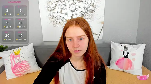 Snapshot of Evarey_ chatting on 12.03.25 Evarey online show from 12.03.25