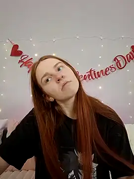 Snapshot of Evarey_ chatting on 02.12.26 Evarey online show from 02.12.26