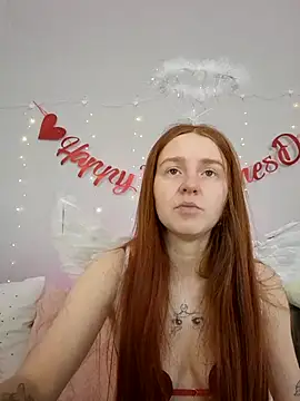 Snapshot of Evarey_ chatting on 02.14.26 Evarey online show from 02.14.26