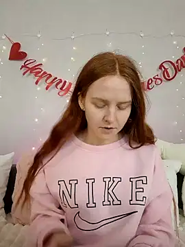 Snapshot of Evarey_ chatting on 02.20.26 Evarey online show from 02.20.26