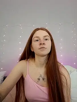 Snapshot of Evarey_ chatting on 02.23.26 Evarey online show from 02.23.26