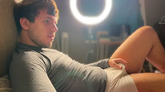 Snapshot of mynameischris chatting on 11.02.25 mynameischris online show from 11.02.25