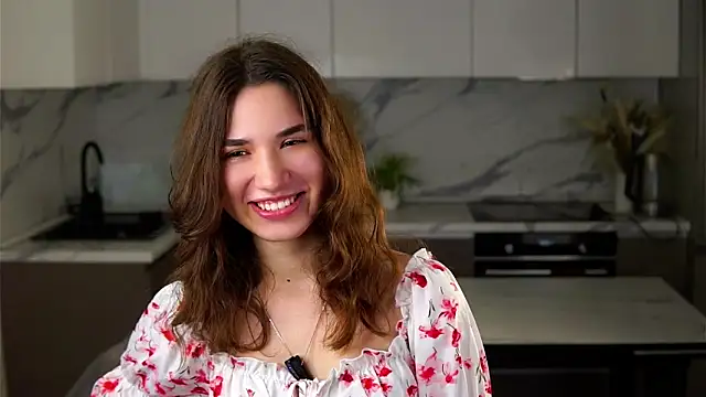 Snapshot of AmmieGerber chatting on 10.10.25 AmmieGerber online show from 10.10.25