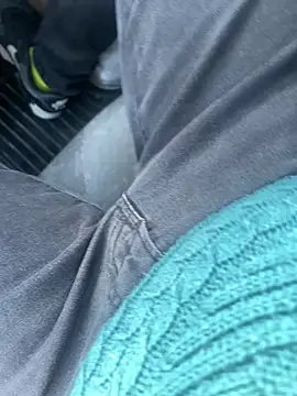 Snapshot of dilscar chatting on 10.24.25 dilscar online show from 10.24.25