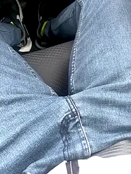 Snapshot of dilscar chatting on 10.25.25 dilscar online show from 10.25.25