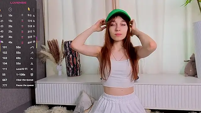 Snapshot of kitsun_ne chatting on 02.03.26 kitsun ne online show from 02.03.26