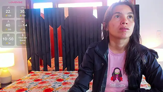 Sofy and Mia online show from 11.21.25