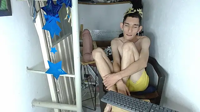 Snapshot of sexdumbi chatting on 10.23.25 sexdumbi online show from 10.23.25