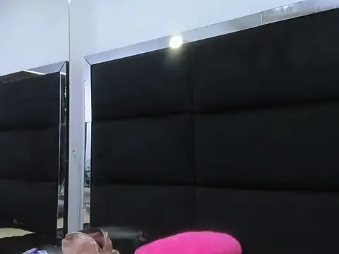 DennisJhons online show from 03.11.26