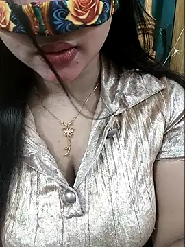 Beauty Queen Soniya online show from 04.27.26