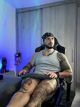 Dave-Max01 online show from 11.25.25