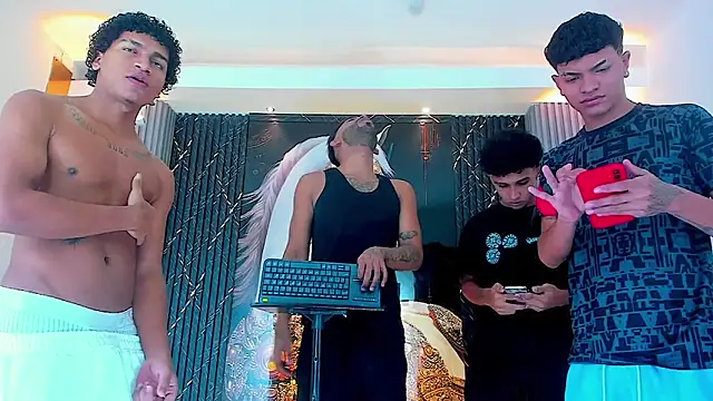 Snapshot of _Gods_of_Olympus_ chatting on 10.20.25 Gods of Olympus online show from 10.20.25