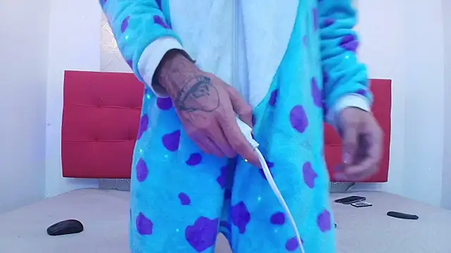 JacobBlackwell  online show from 10.31.25