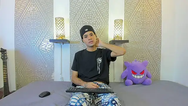 JacobBlackwell  online show from 12.16.25