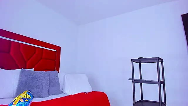 Bigasshott  online show from 04.30.26
