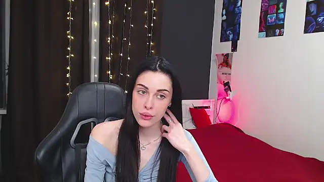 Snapshot of ariel_is_on_vacation chatting on 10.18.25 ariel is on vacation online show from 10.18.25