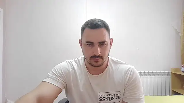 Snapshot of mastermute chatting on 06.17.26 mastermute online show from 06.17.26
