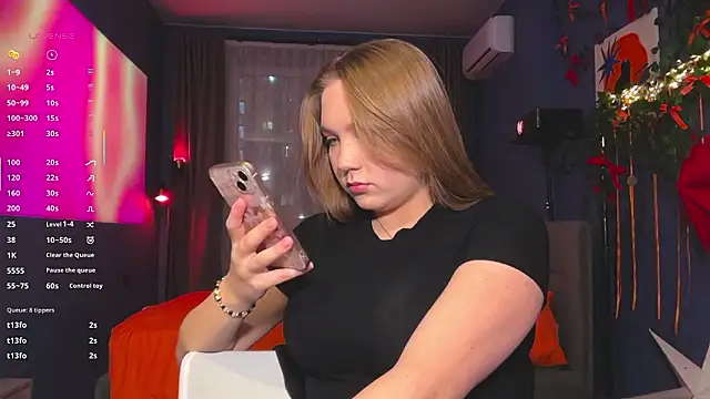 RebeccaEglitis online show from 02.10.26