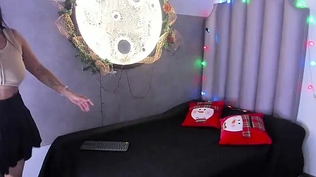 brianna-03 online show from 12.20.25